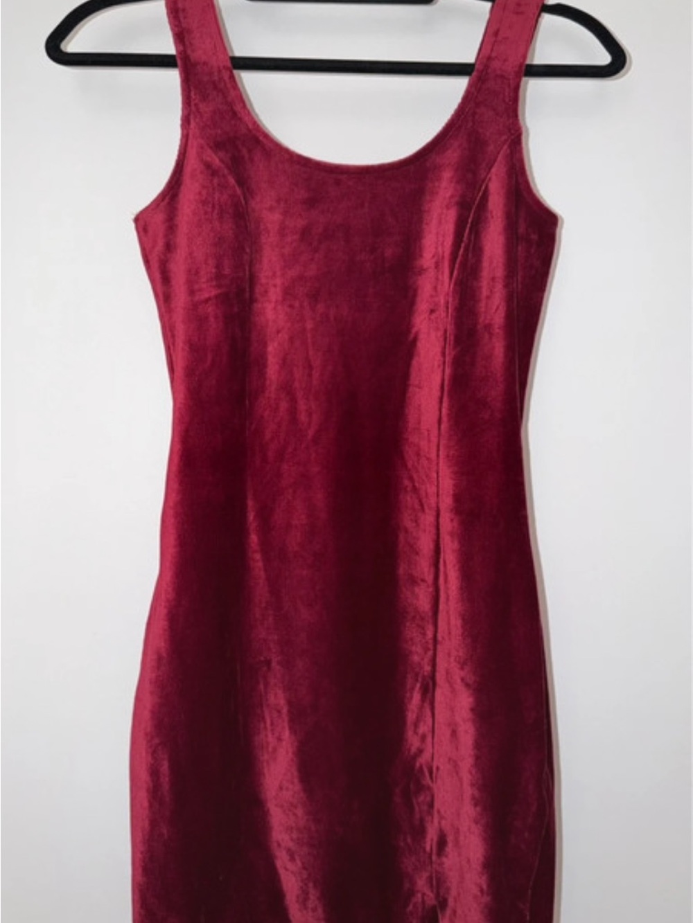 Women's Sleeveless Velvet Dress - Burgundy